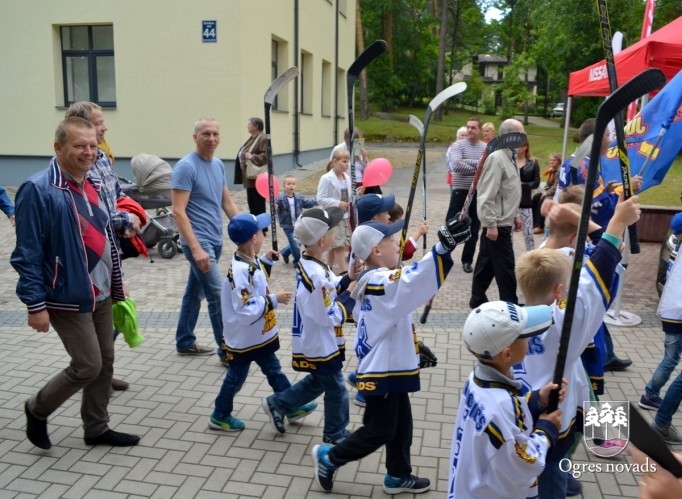 Ogres pilsētas svētku gājiens 2015