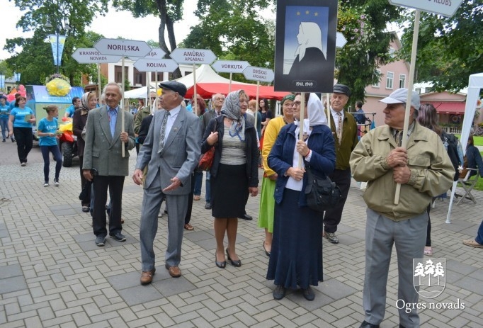 Ogres pilsētas svētku gājiens 2015