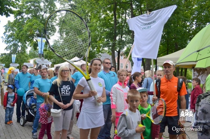 Ogres pilsētas svētku gājiens 2015
