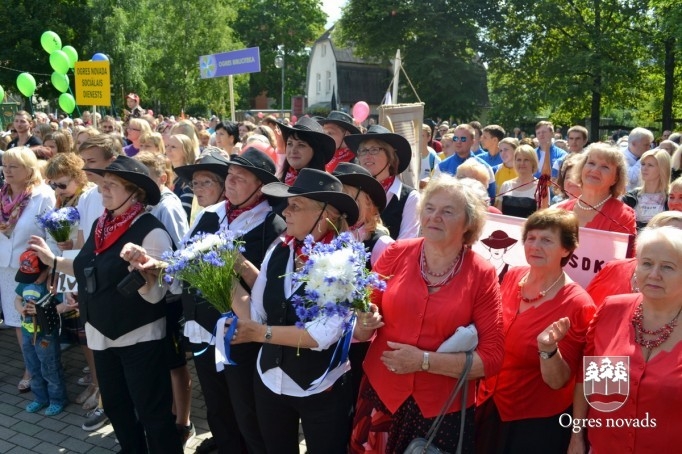 Ogres pilsētas svētku gājiens 2015
