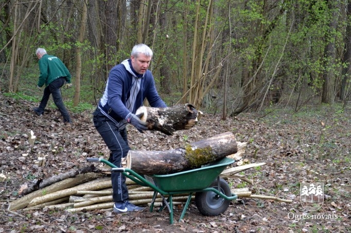 Lielā talka 2015 Ogrē, centrālās administrācijas talka