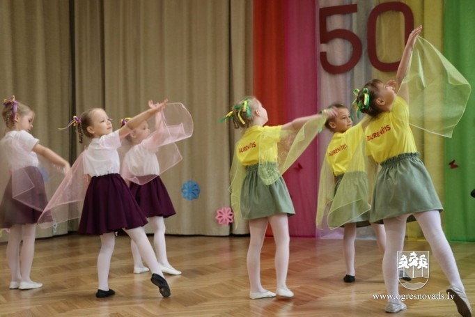 Madlienas PII “Taurenītis” svin 50 gadu jubileju