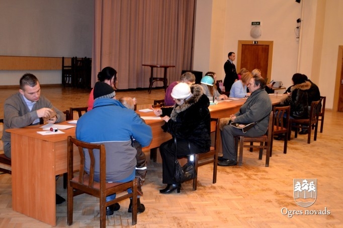 Tautas nobalsošana 2012. gada 18. februārī