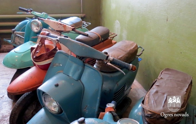 Auto kolekcija "Tehnika no pagātnes"