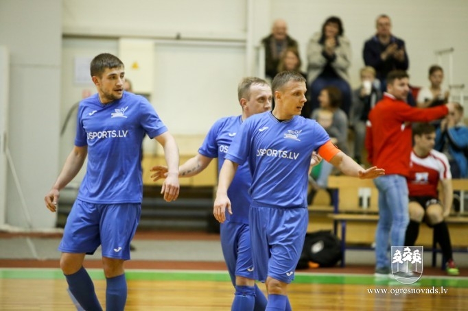 "Osports/ONSC" izcīna "Osports.lv" kausu telpu futbolā