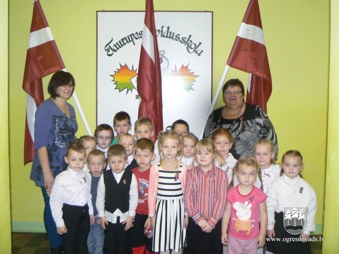 Tēvzemes nedēļa Taurupes pamatskolā