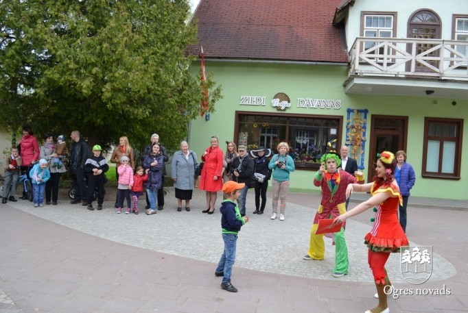 Noticis otrais tvīda brauciens Ogrē