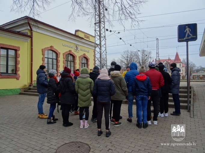 Bērni un jaunieši no Ukrainas viesojās Ogrē