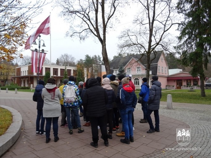 Bērni un jaunieši no Ukrainas viesojās Ogrē