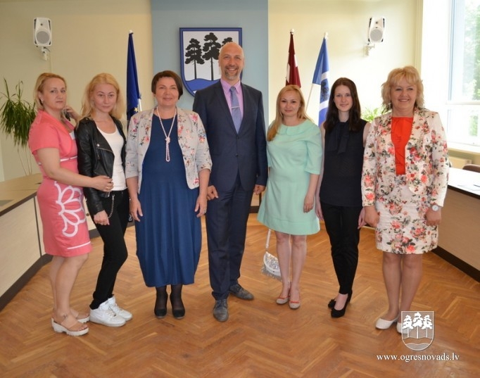 Pašvaldībā viesojas “Ogres ritmos” dalībnieki no Ukrainas