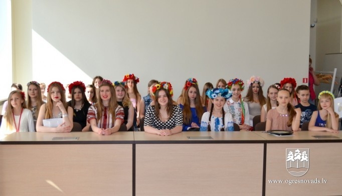 Pašvaldībā viesojas “Ogres ritmos” dalībnieki no Ukrainas