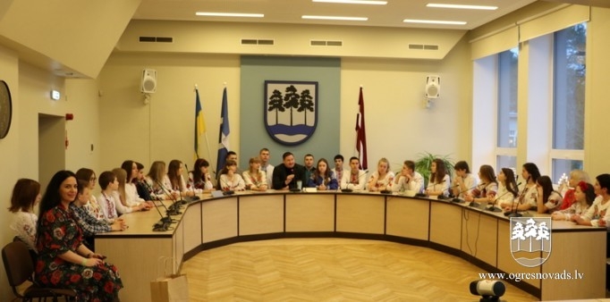 Ogrē viesojas bērni un jaunieši no Austrumukrainas