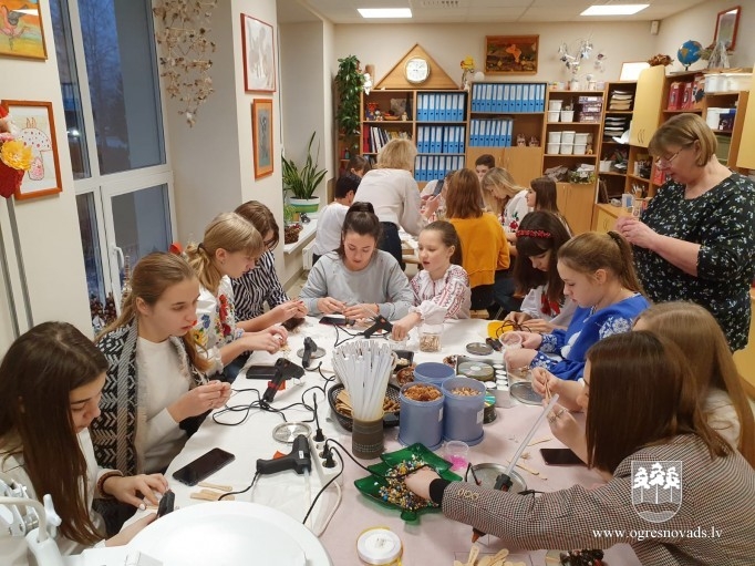 Ogrē viesojās bērni un jaunieši no Ukrainas