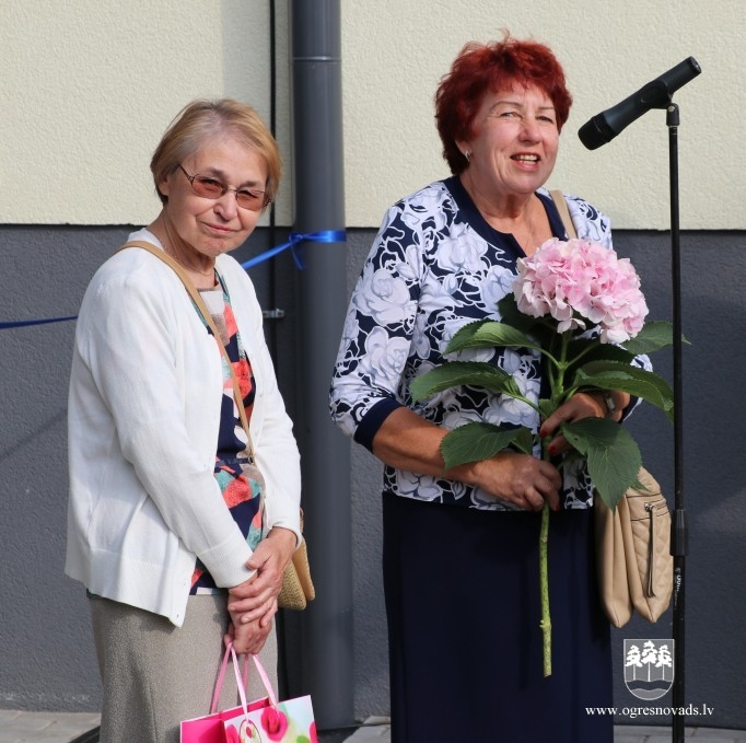 Apsveicēju uzrunas