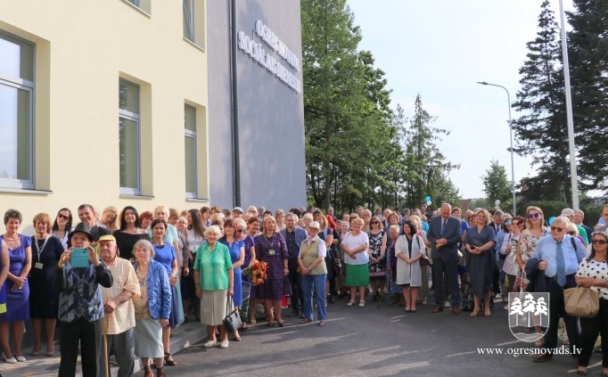 Atklāšanas pasākuma klātesošie
