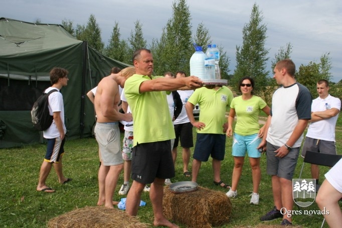 Uzņēmēju sporta spēles 2013
