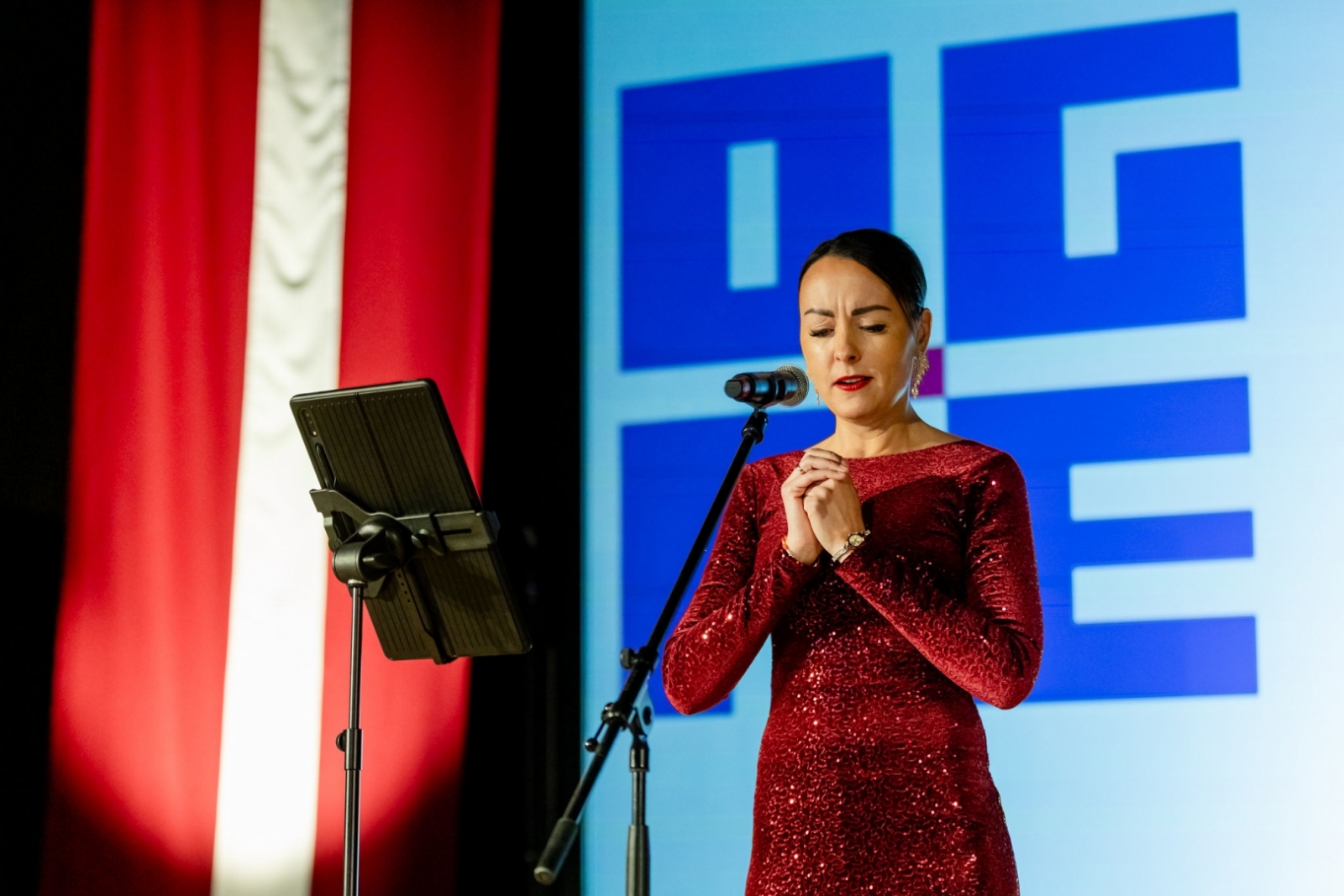 Valsts svētku pasākums Ogrē 18,11,2023, soliste