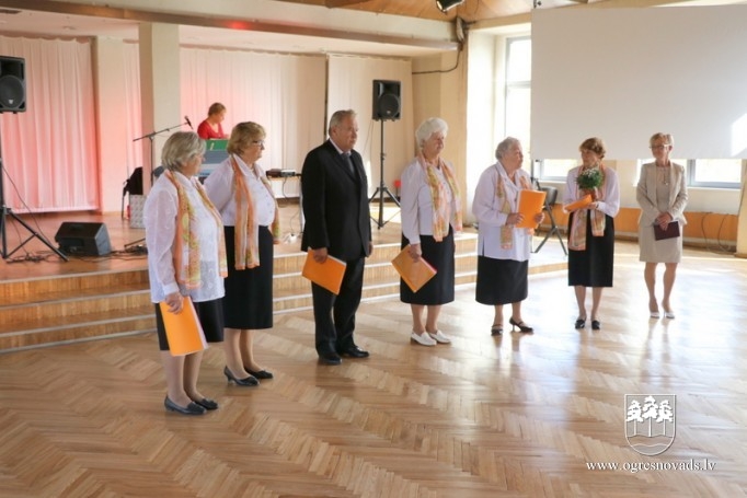 Ogres seniori svin Veco ļaužu dienu