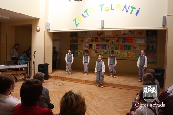 Vecvecāku diena Ogresgala pamatskolā