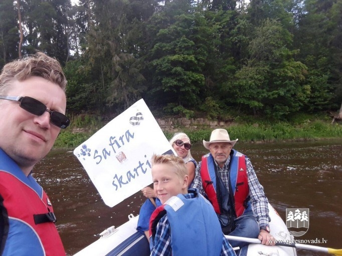 Otrā pilsētas svētku diena sākas ar laivu parādi