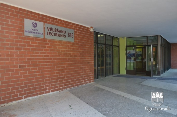 Eiroparlamenta vēlēšanas. 24.maija rīts