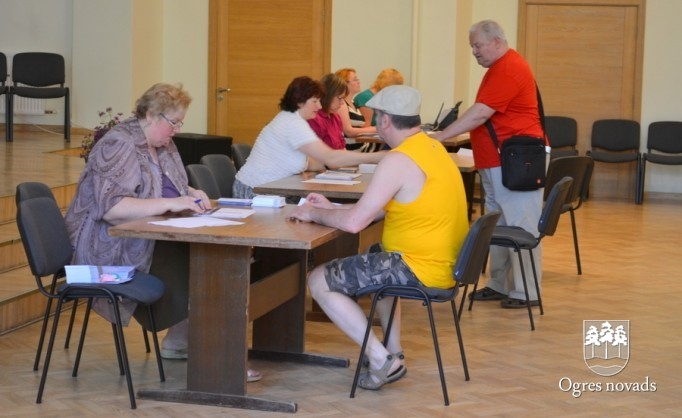Eiroparlamenta vēlēšanas. 24.maijs
