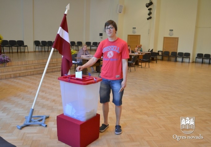 Eiroparlamenta vēlēšanas. 24.maijs