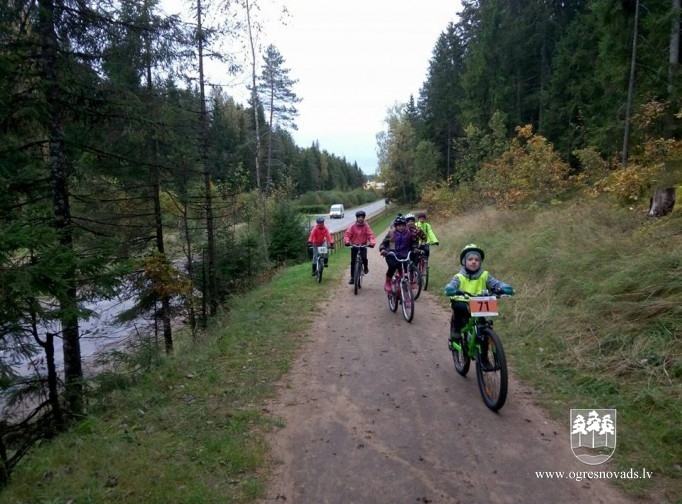 No jūnija līdz oktobrim ogrēnieši apmeklēja velobraukšanas nodarbības