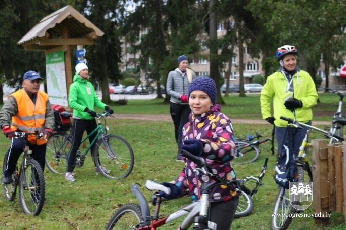 No jūnija līdz oktobrim ogrēnieši apmeklēja velobraukšanas nodarbības