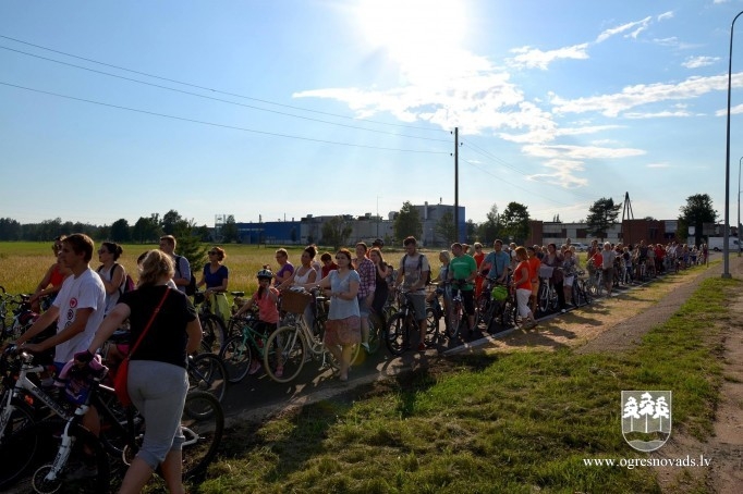 Pirms Mūzikas svētku ieskaņas koncerta atklāj jauno veloceliņu
