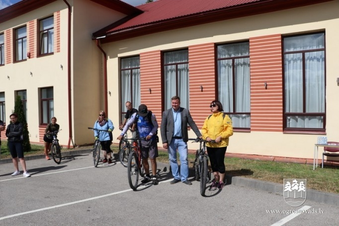 Vasaras saulgriežos – velomaršruta atklāšana Ogres novadā