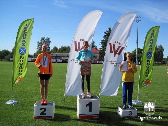 Vieglatlētiem piecas medaļas Latvijas čempionātā
