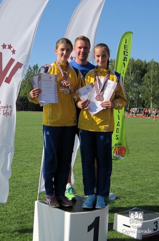 Vieglatlētiem piecas medaļas Latvijas čempionātā