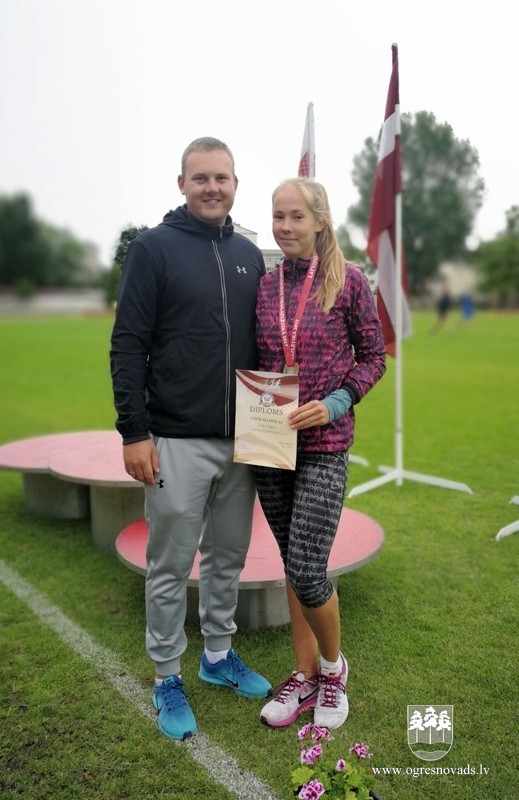 Ogres NSC vieglatlētiem sešas Latvijas čempionāta medaļas