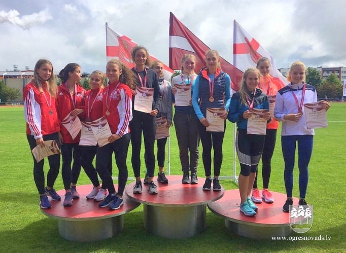 Ogres NSC vieglatlētiem sešas Latvijas čempionāta medaļas