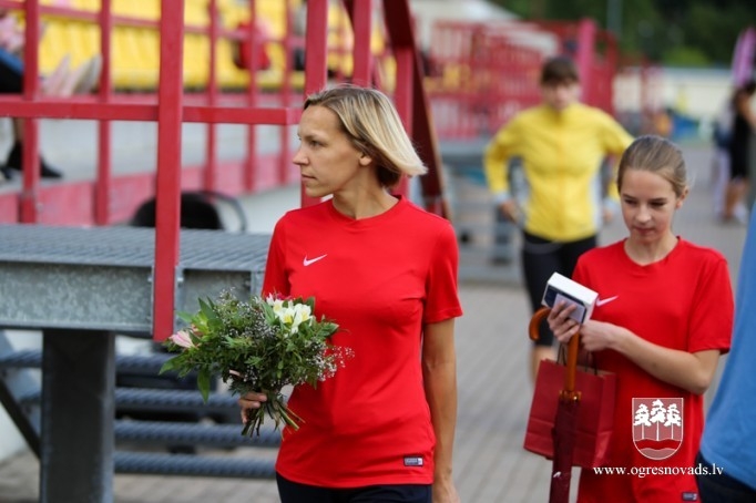 Ogres vieglatlētiem astoņas medaļas Latvijas čempionātā