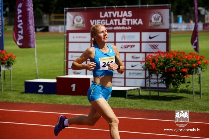 Ogres vieglatlētiem astoņas medaļas Latvijas čempionātā