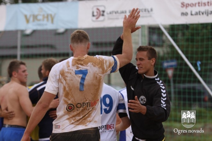Ogrēniešiem 3.vieta pludmales handbola čempionāta 2.posmā