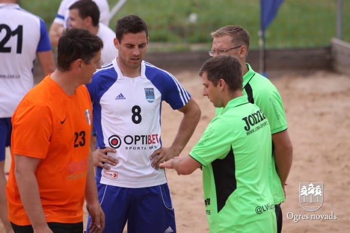 Ogrēniešiem 3.vieta pludmales handbola čempionāta 2.posmā