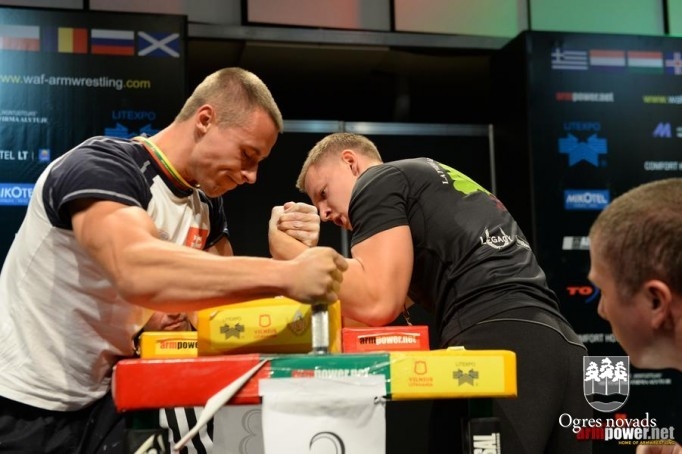 Krapietim Liepiņam cerīgs starts pasaules čempionātā