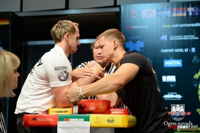 Krapietim Liepiņam cerīgs starts pasaules čempionātā
