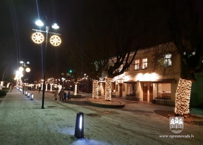 Ogrei šogad īpaši skaista Ziemassvētku rota