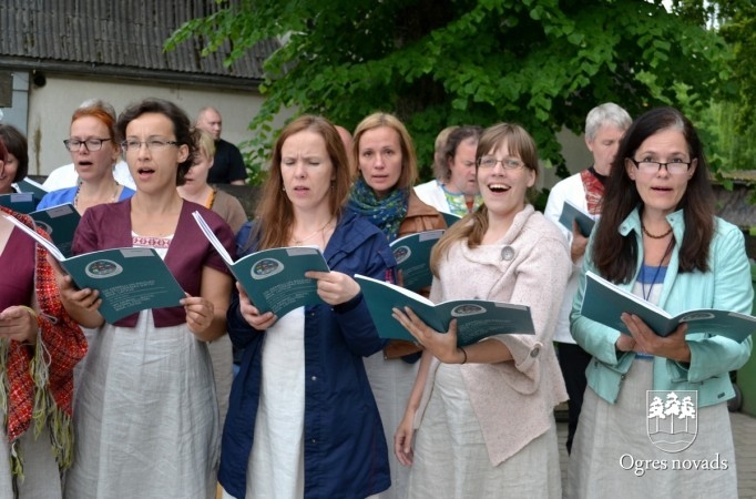 VIII Ziemeļu un Baltijas valstu Dziesmu svētku Novadu diena Ogrē