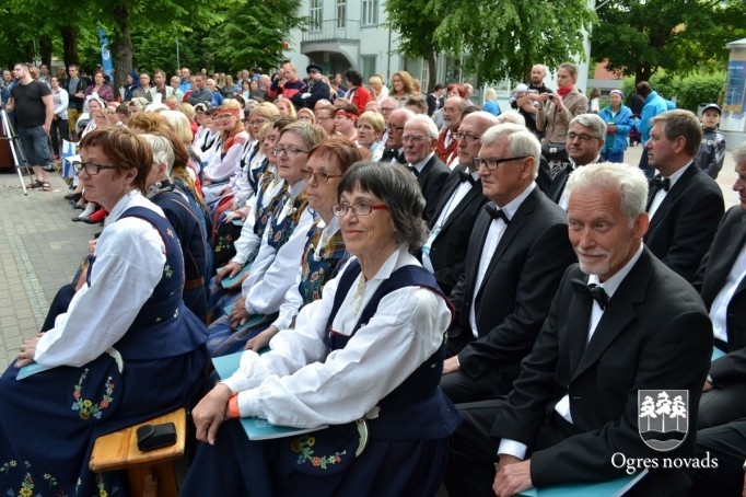 VIII Ziemeļu un Baltijas valstu Dziesmu svētku Novadu diena Ogrē