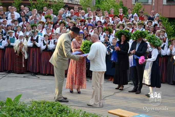 VIII Ziemeļu un Baltijas valstu Dziesmu svētku Novadu diena Ogrē