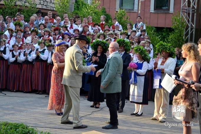 VIII Ziemeļu un Baltijas valstu Dziesmu svētku Novadu diena Ogrē