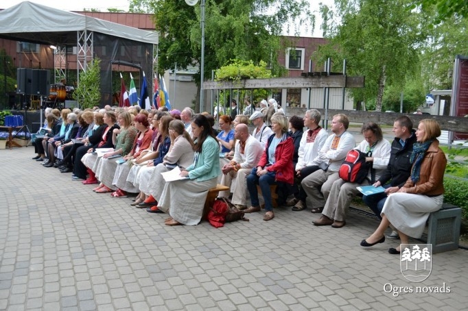 VIII Ziemeļu un Baltijas valstu Dziesmu svētku Novadu diena Ogrē