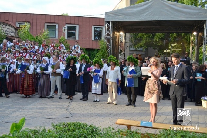 VIII Ziemeļu un Baltijas valstu Dziesmu svētku Novadu diena Ogrē