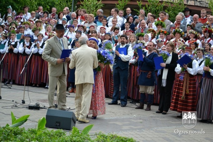 VIII Ziemeļu un Baltijas valstu Dziesmu svētku Novadu diena Ogrē
