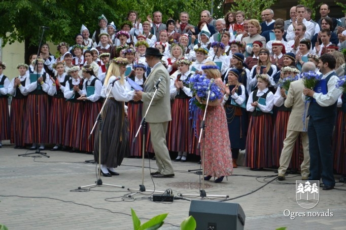 VIII Ziemeļu un Baltijas valstu Dziesmu svētku Novadu diena Ogrē